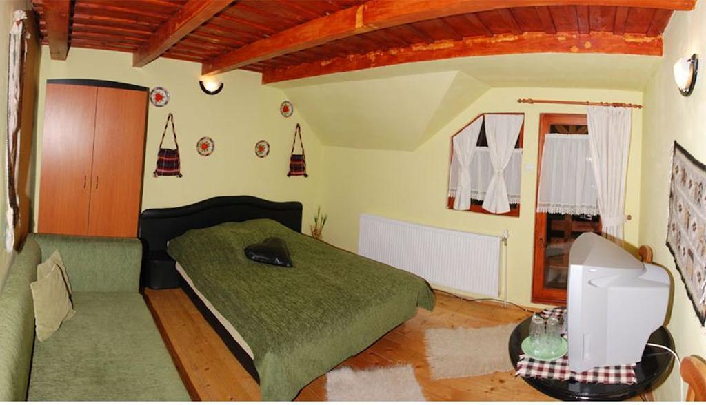 Pensiunea Doina Vadu Izei Habitación foto